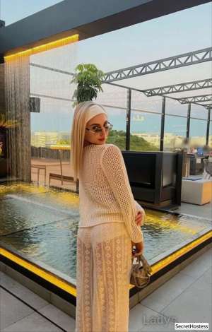 Escort model Maya, Manhattan 23 year old Escort in Manhattan NY