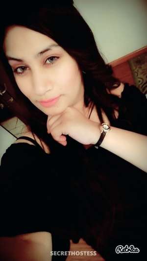 23 year old Indian Escort in Ras al-Khaimah Ananya Busty Milf, escort