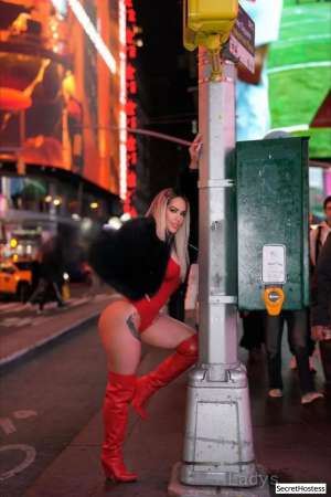 Escort model Farah, Long Island 25 year old Escort in Long Island NY