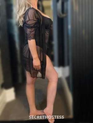 27 year old Australian Escort in Perth Green Eyed Blonde Ally – Busty Perth Escort