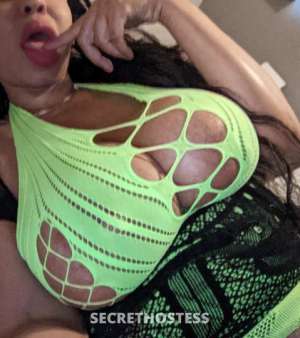 36 year old Escort in Northwest CT Come see Veronica Today in Danbury