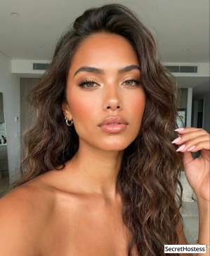 0 year old Escort in Tokyo Escort model Zendaya, Tokyo