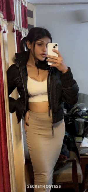25 year old Indian Escort in Hyderabad Yamini Patel, escort