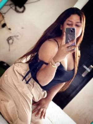 26 year old Indian Escort in Hyderabad Priyanka in &amp; Out Call Available 247, escort
