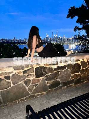 0 year old Hispanic Escort in Nashville TN Kendall