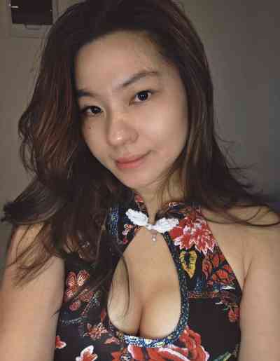 25 year old Escort in Vaxjo Hey guys let hookup tonight with happy ending meet me on 