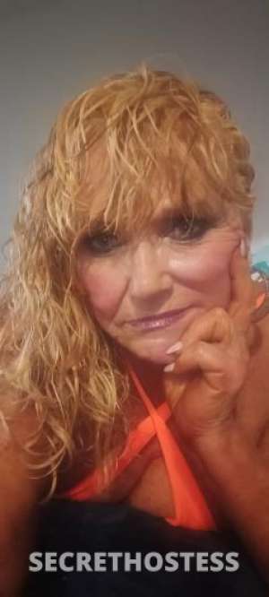 61 year old Escort in Nashville TN Lil Shorty