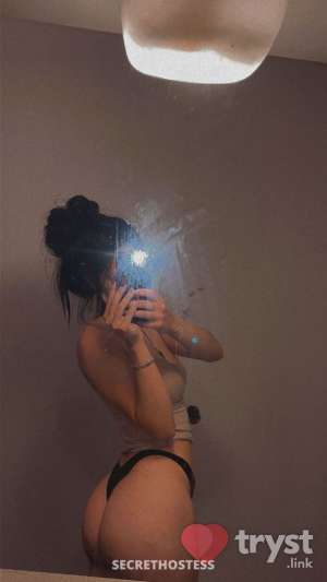 Escort Image - 6