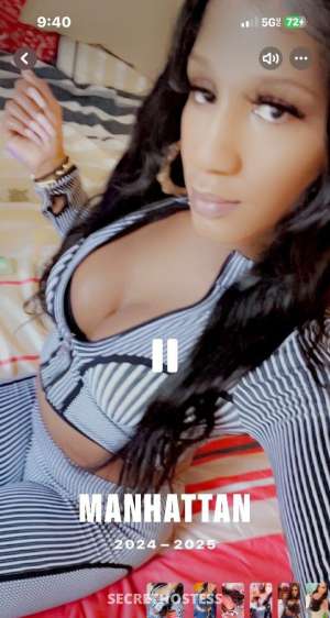 26 year old Indian Escort in Albany NY Queen Malaysia the caramel vixen why gamble when im a 