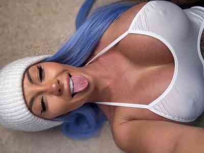 27Yrs Old Escort Size 10 Jersey Image - 5