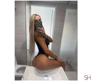 21 year old Latino Escort in Brighton East Sussex Ariana. NEW IN TOWN. Incall Outcall 24 24., Independent