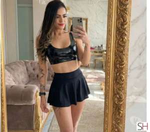 23 year old Latino Escort in Norfolk ✨Luiza party Girl . Girl Genuine ., Independent