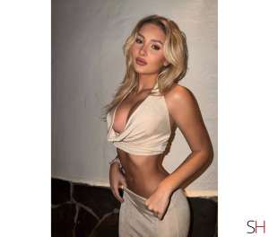 23 year old Latino Escort in Southampton Your Perfect Escape ✨ Lolla Elite Experience ., 