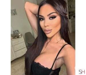 24 year old Latino Escort in Derby Amber new in town party girl just outcall, Independent