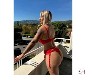 35 year old Latino Escort in Brighton East Sussex New...Amanda Perry Classy, ., Independent