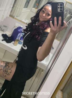 48 year old Escort in Browns Plains Brisbane Love licking pussy then come lick mine till I cum all over 