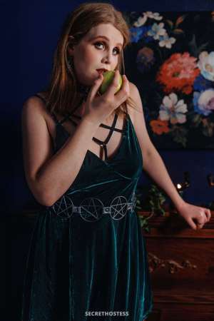 0 year old Caucasian Escort in Boston MA Molly Millions