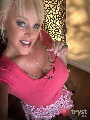 Alexis Golden - Top Rated XXX Star and GFE 0 year old Escort in Miami FL