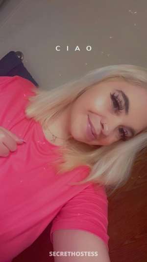 27 year old Escort in Manhattan KS Snowbunny