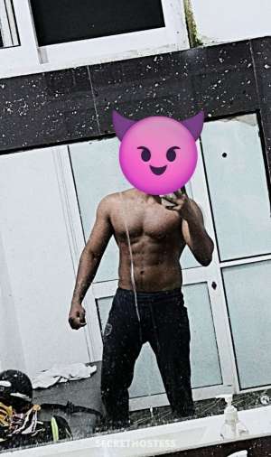 25 year old Asian Escort in Colombo Strong Sex for All Females, Male escort