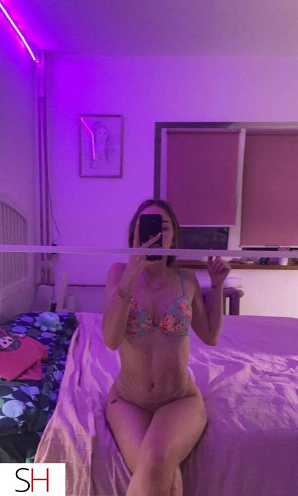 23Yrs Old Escort North Shore Image - 2