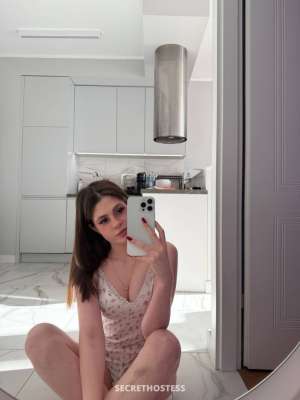 23 year old Escort in Jeddah Laura, escort