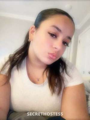 25 year old Escort in New Haven CT I’m available now add me on Snapchat michellle9