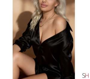 26 year old Latino Escort in Central Bedfordshire .. Anabella .. only outcall.., Independent