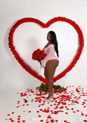 23 year old Dominican Escort in Raleigh NC A mix youve never had before