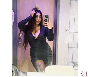 21 year old Latino Escort in London Hi I am Selena new in your town best experience -❤️, 