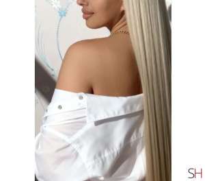 26 year old Latino Escort in Central Bedfordshire .. SIENNA ..new new, Independent