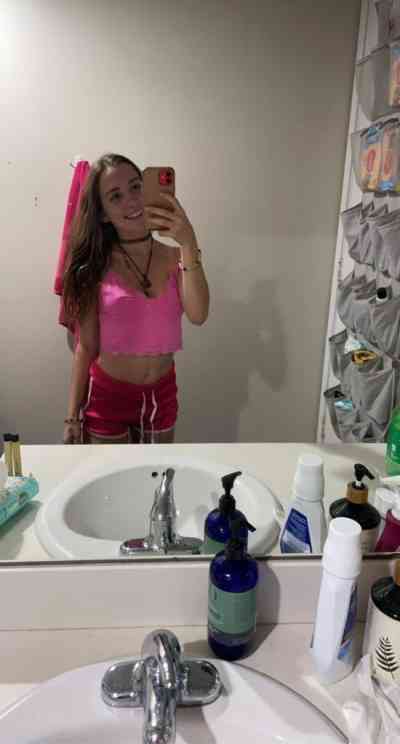 25 year old Escort in Ningbo I’m available for hookup and I sell masturbating videos