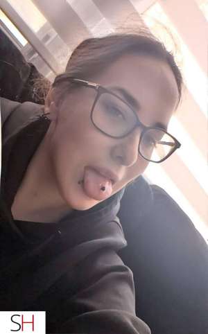 24 year old Caucasian Escort in Drummondville Spécial outcall party friendly