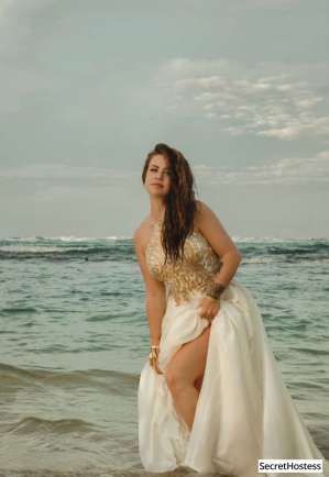 Escort model Alivia, Honolulu 24 year old Escort in Honolulu HI