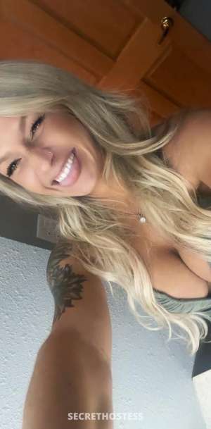 MARRIED WITH A son ,AND I’m LOOKING FOR FRIENDS AND 32 year old Escort in Tri-Cities TN