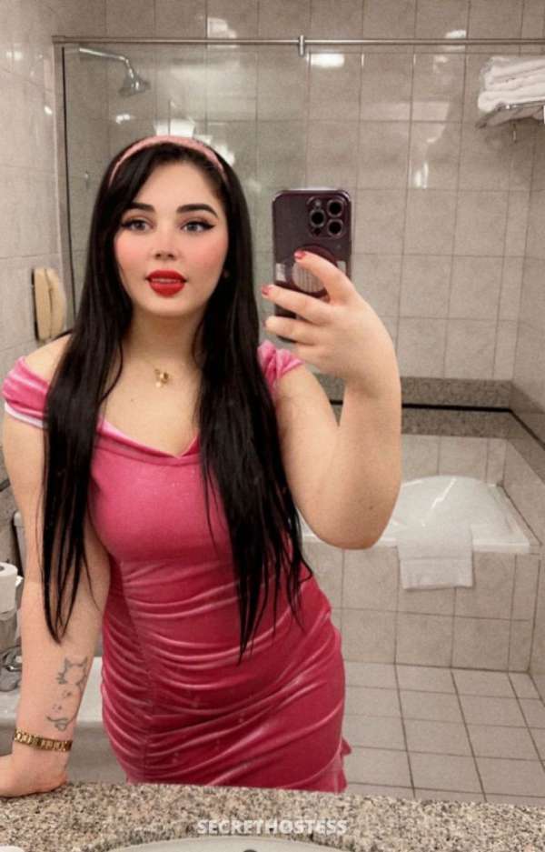 20Yrs Old Escort 160CM Tall Dubai Image - 0