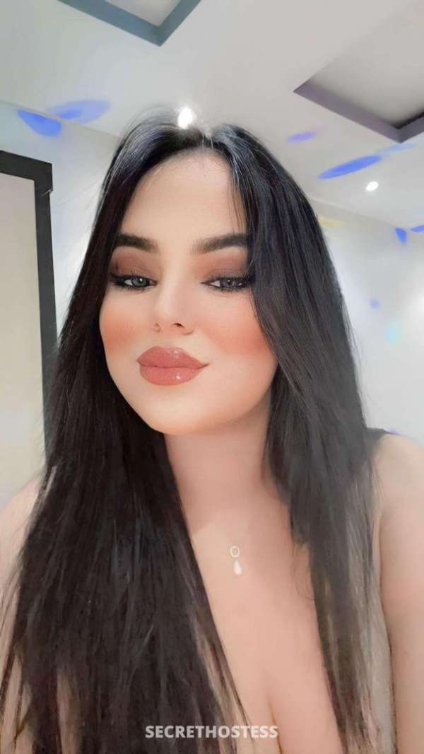 20Yrs Old Escort 160CM Tall Dubai Image - 2