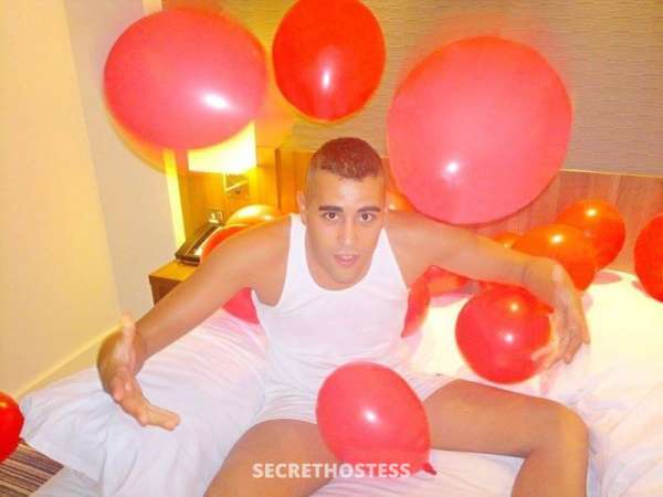 Dale Bradford 30Yrs Old Escort 185CM Tall Hull Image - 6