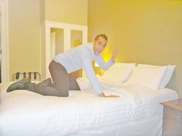 Dale Bradford 30Yrs Old Escort 185CM Tall Hull Image - 18