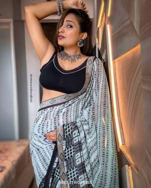 20Yrs Old Escort 168CM Tall Karachi Image - 2