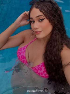 22 year old Escort in Muscat Lily, escort
