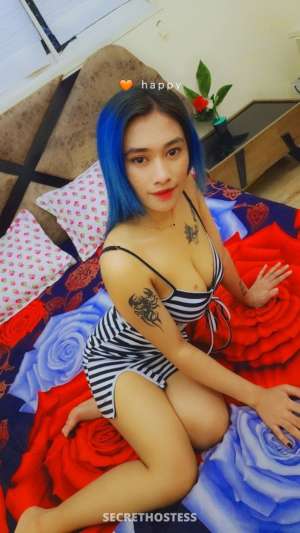 22 year old Asian Escort in Riyadh Amina, escort