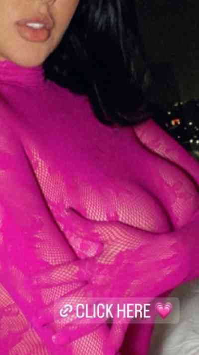 25 year old Escort in Boardman OR I'm Available for both incall and outcall service..Text