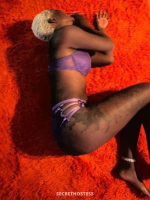 29 year old American Escort in Atlanta GA Soft chocolate sassy american carribean cupcake petite