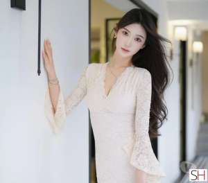 23 year old Asian Escort in Woking Surrey Gorgeous.Asian ESCORT Hot.Wokingxxxx-xxx-xxx, Agency
