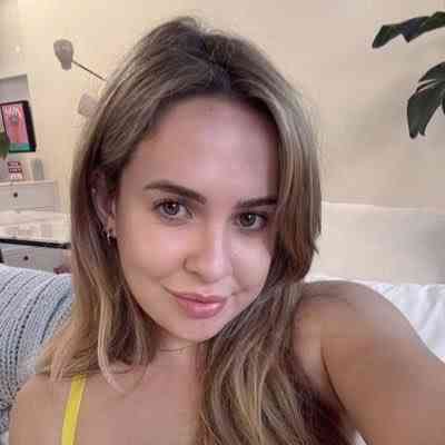 25 year old Escort in Kamez Text me on Whatsapp:- xxxx-xxx-xxx, Telegram:- @