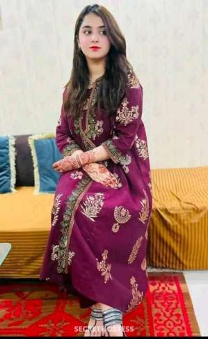 21 year old Indian Escort in Ras al-Khaimah Priya Sharma, escort