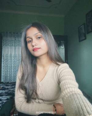 22 year old Indian Escort in Hyderabad Akansha Cam and .Real Meet, escort