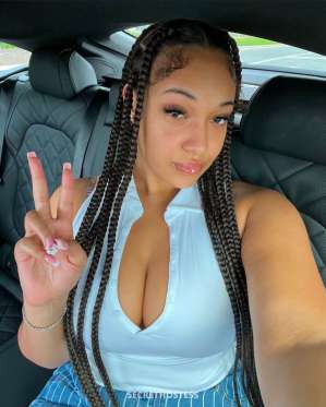 I’m 24 year old Escort in Janesville WI