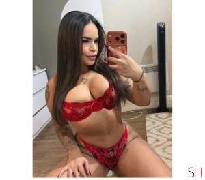 25 year old Brazilian Escort in Manchester ️‍. HOLLY BIG ASS F BRAZIL, I love long sessions. xx, 